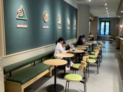 -星巴克臻选(南京金茂览秀城店)