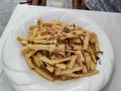 -天乐农家鱼头王(天目湖店)