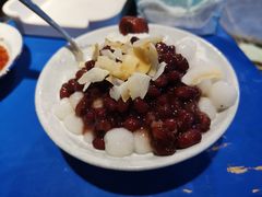 汤圆红豆冰沙-马路边边麻辣烫(世纪金源店)