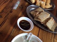 -洲心明记烧肉大粥(总店)