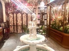 -秘密旅行Bonjour(黑金冠 江南西店)