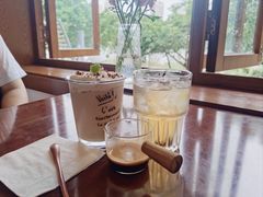 话梅气泡美式-榭榭裡烘焙