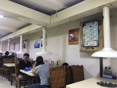 大堂-千里马烧烤(南六东路店)