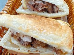 -李春秋驴肉火烧总店