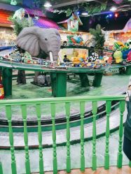 -菲菲羊乐园(临平银泰城店)