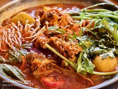 -喇喇排骨火锅·传统韩式脊骨汤(望京西园总店)