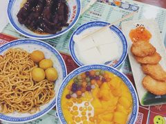 -赵记传承特色牛奶甜品(泉城广场店)