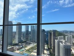 -大连星海皇冠假日酒店