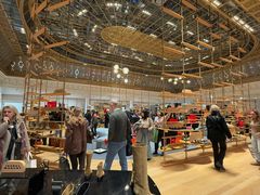 -乐蓬马歇百货公司(Rive Gauche)