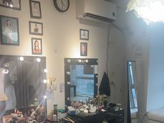 -红像馆连锁精致证件照职场照(中关村店)