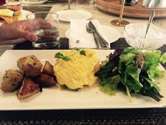 牛肉班尼迪克蛋-the rug 飞毯 (朝阳公园店)