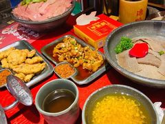 -谭鸭血老火锅·匠心(环球港旗舰店)
