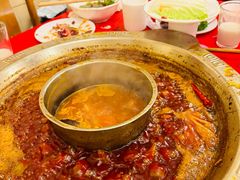 -山城年华老火锅(玉林店)