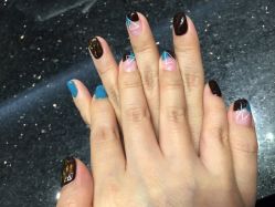 -手牵手美甲