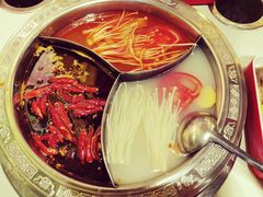 -钢管厂五区小郡肝串串香火锅(人民广场店)