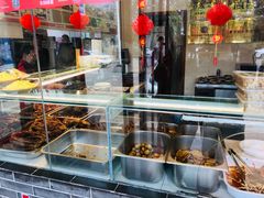 -老鼎万春卤菜(五代传承创始老店)