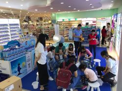 -爱婴室(上海浦建路店)