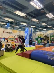 -莫莉幻想儿童乐园(三河燕郊永旺店)