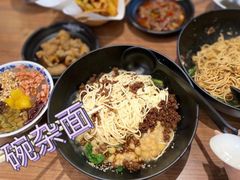 -亚皆老街南宁老友粉·米粉(印象城店)