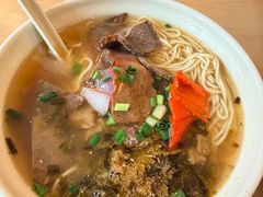 -佬钱湾仔(衣裳街店)