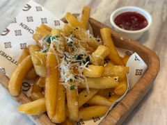 黑松露芝士粗薯条-G+KITCHEN·西餐·手作(时代广场店)