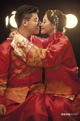 -巴黎婚纱摄影工作室