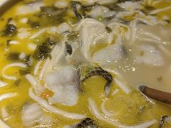 酸汤无骨鱼片-火宫殿·湘菜小吃·商务宴请·生日聚会(东塘店)