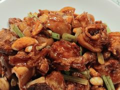 -二厨·吊桥小院·脆皮烧鸡公·本地农家菜(沿江西路店)