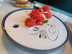 杨梅鳕鱼球-柳莺湖上·湖景餐厅·江南菜(西湖店)