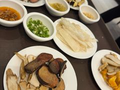 -天宜隆蘑菇宴火锅(石景山旗舰店)