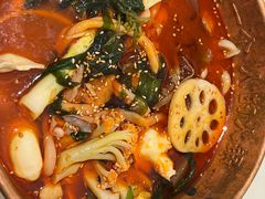 -成都你六姐·牛肉冒菜·麻辣香锅(长泰广场店)