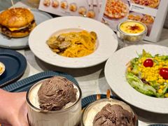 -必胜客(东大桥店)