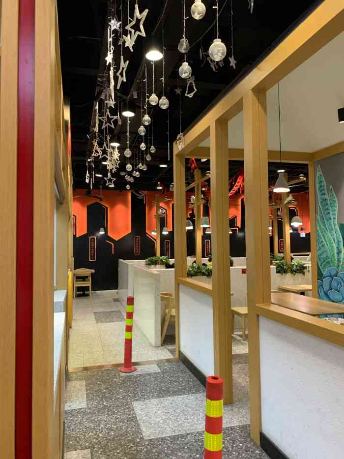 亚惠美食市集(三八嘉和店)-"十一期间必须逛超市买买买啦,结账出来,发