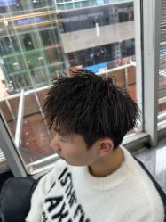 -藤野造型烫染·漂发
