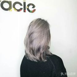 -Miracle集简美发沙龙