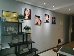 -ME觅妆·定制美妆·彩妆私教(菱角湖店)