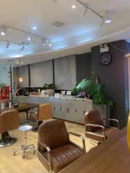 -意廊 Hair Salon