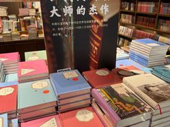 -凤凰国际书城(凤凰广场店)