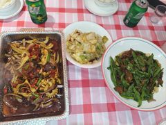 -韵味湘肴·小炒黄牛肉(五一广场美食地标店)