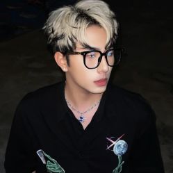 -川和潮人