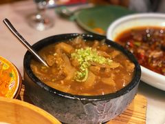 肉汁萝卜煨牛筋-那家小馆•北京菜•烤鸭(中关村店)