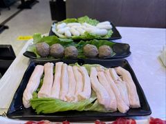 -今日潮牛(张江万科翡翠公园店)