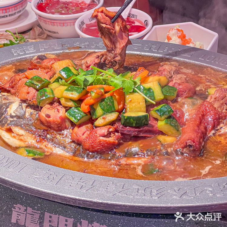 广州会一直去的...爆灯冒烤鸭烤鱼❗❗ 