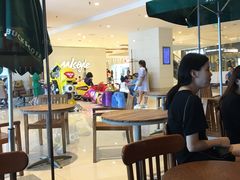 用餐区-星巴克(烟台大悦城店)
