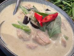 绿咖喱-URBAN SOI Thai Kitchen乐泰料理(长乐路店)