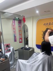 -相约芊艺护肤造型