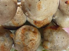 烤猪肉球-榮泰米粉湯(Left Shop)