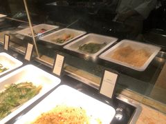 -大中华希尔顿酒店-念自助餐·嗨啤·小龙虾