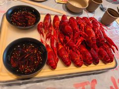 -肥肥虾庄·金牌油焖大虾(杨园滨江时代walk店)