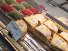 -罗森尼娜(德思勤店)